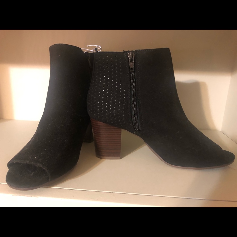 Open toe boots